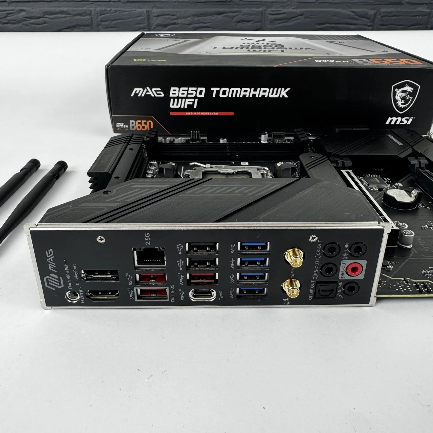 MAG B650 tomahawk wifi B650