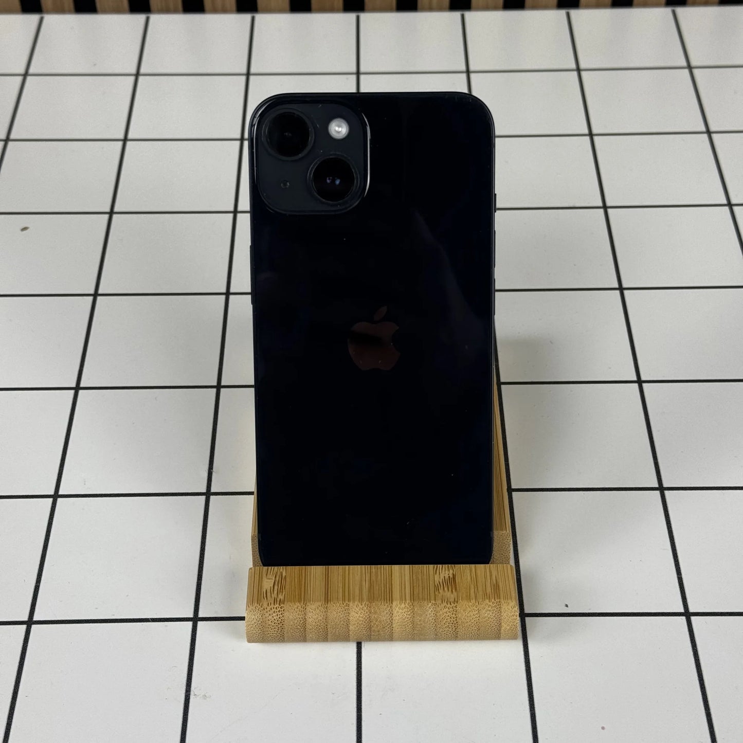 iPhone 14 128GB Middernacht Zwart - A-Grade - Batterij 85%