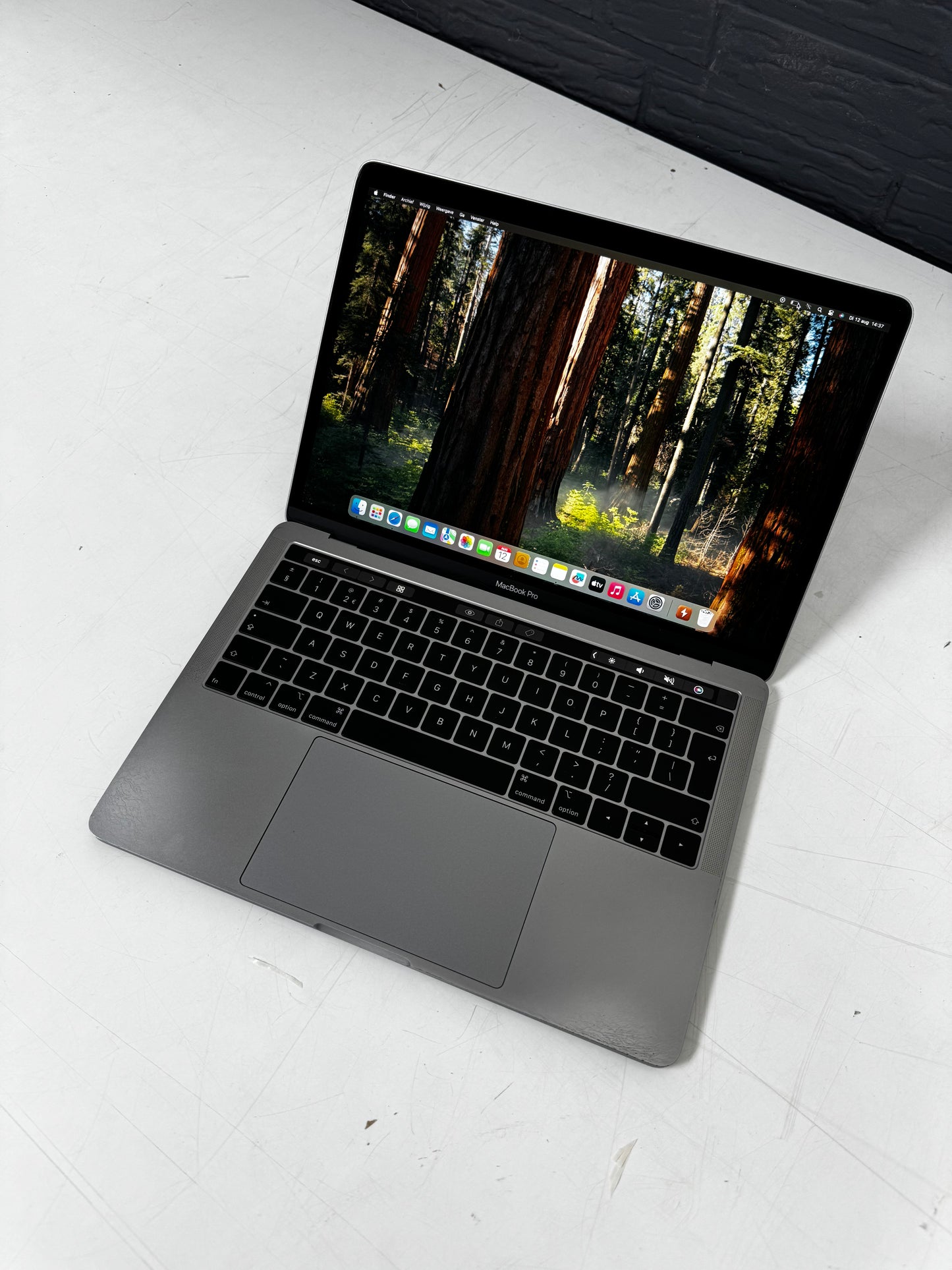 MacBook Pro 13-inch (2018) – 16GB / 256GB – Gebruikt