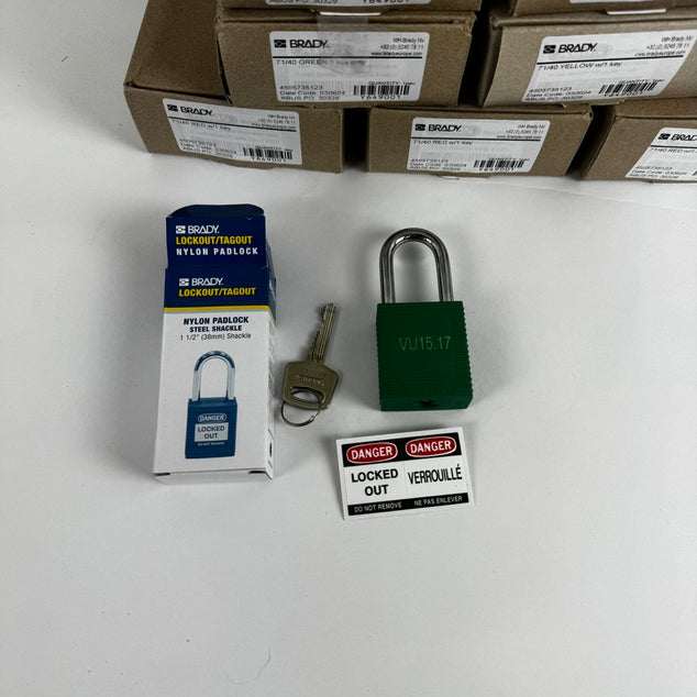 Brady Weerbestendig Nylon & Stalen Veiligheidsslot – Maximale bescherming in elke omgeving