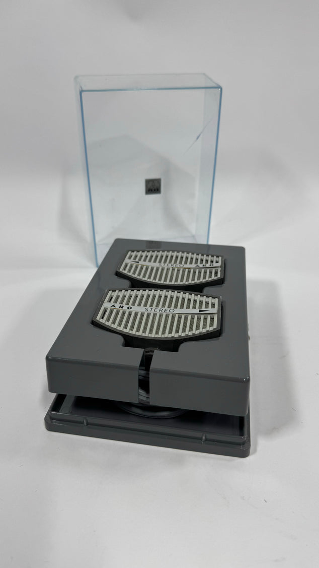 AKG D66 Retro Stereo Microfoons – Iconisch 60s/70s Geluid & Design | Vintage Collectorsitem