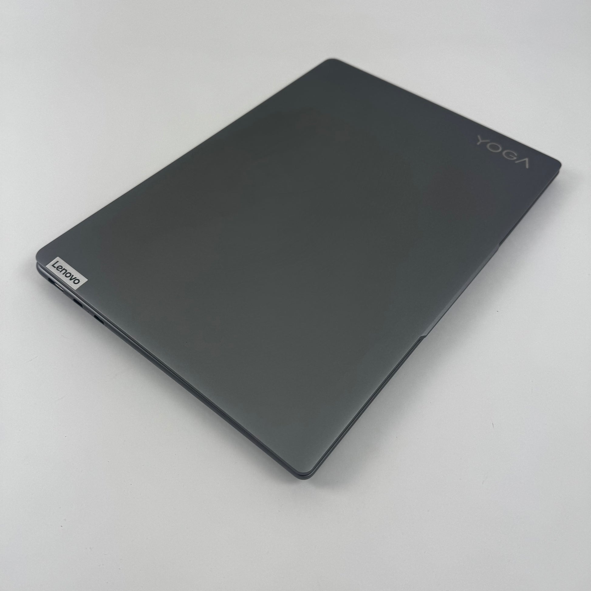 Lenovo Yoga Slim 7 14IMH9 (83CV004EMH)
