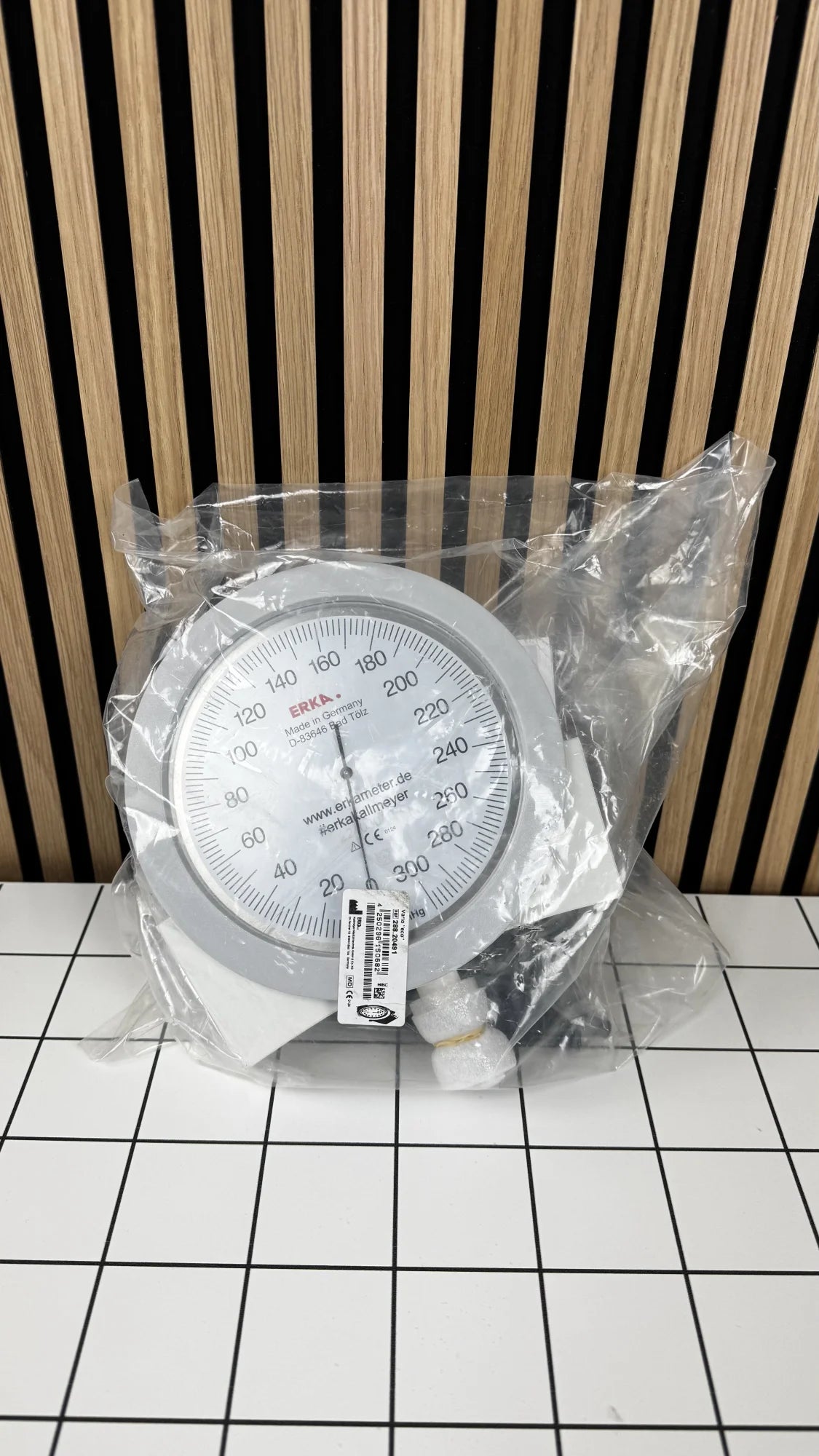 ERKA Vario Bloeddrukmeter 288.20491 Size 4: 27-35 cm - gebarsten