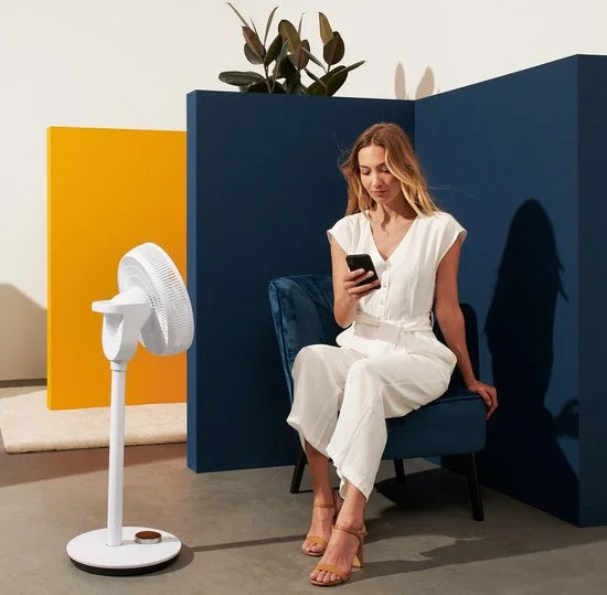 Duux Whisper Flex - Smart Statiefventilator - Staande Ventilator Geruisloos - Wit