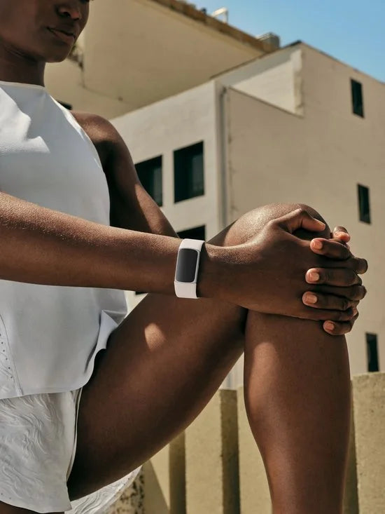 Fitbit Charge 6 - Activity Tracker - Porselein