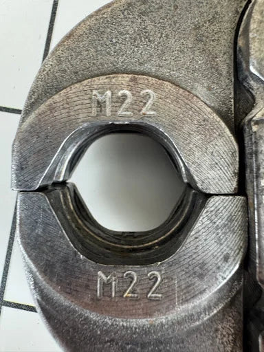 Perspersbek M22