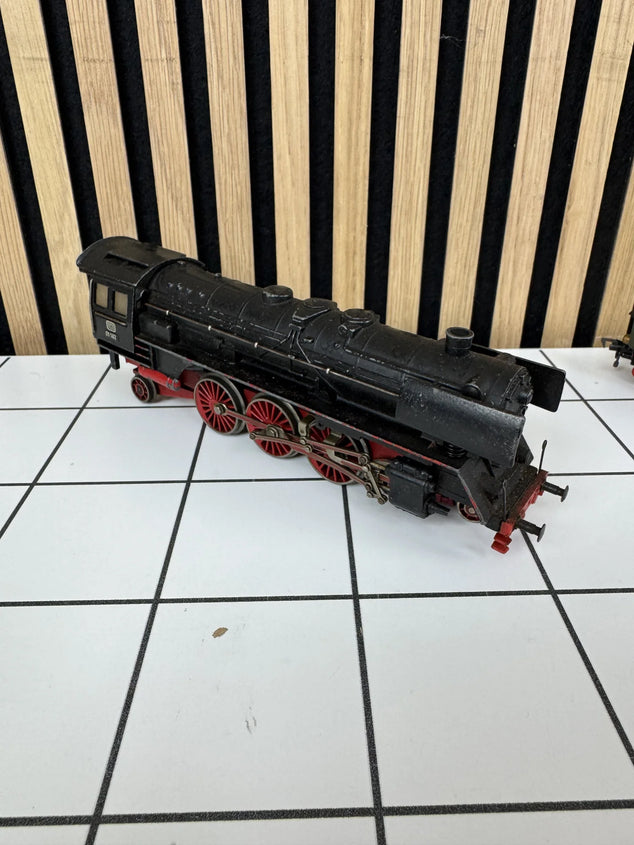 Duo Set Vintage Stoomlocomotieven HO – DB 01 182 + Groene Tenderlocomotief (KPEV / T18 stijl)