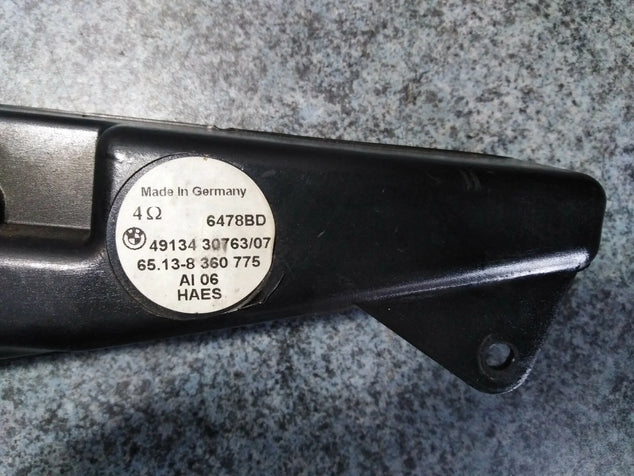 E39 5 series speaker box door front left speaker left front door 27525 55961