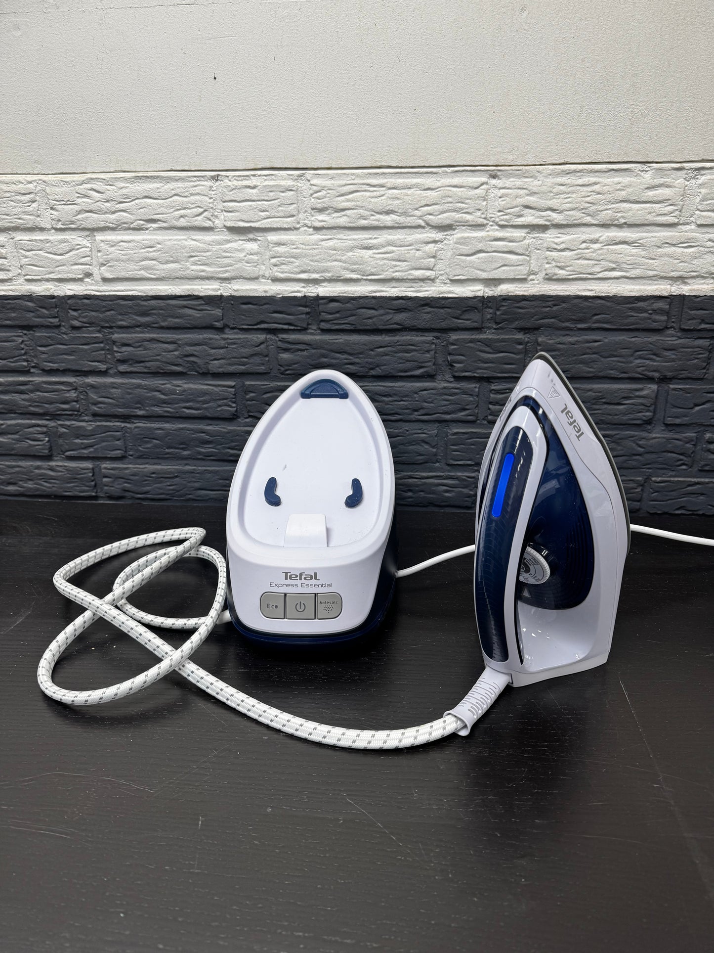 Tefal Express Essential SV6116 – Krachtige Stoomgenerator voor Snel en Efficiënt Strijken | Retourdeal