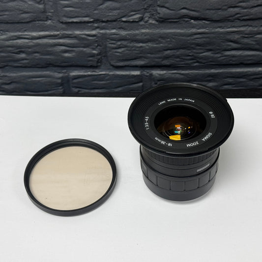 Sigma 18–35mm f/3.5–4.5 Aspherical Lens + Rodenstock Skylight Filter 82mm | Gebruikt, Perfecte Staat