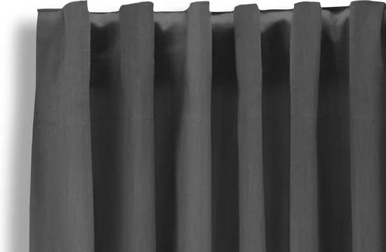 LIFA LIVING Gordijn - Zilvergrijs - Verduisterend & Geluidswerend - Black-Out Gordijnen - Verduisteringsgordijnen met Haken - 100% Polyester - 150 x