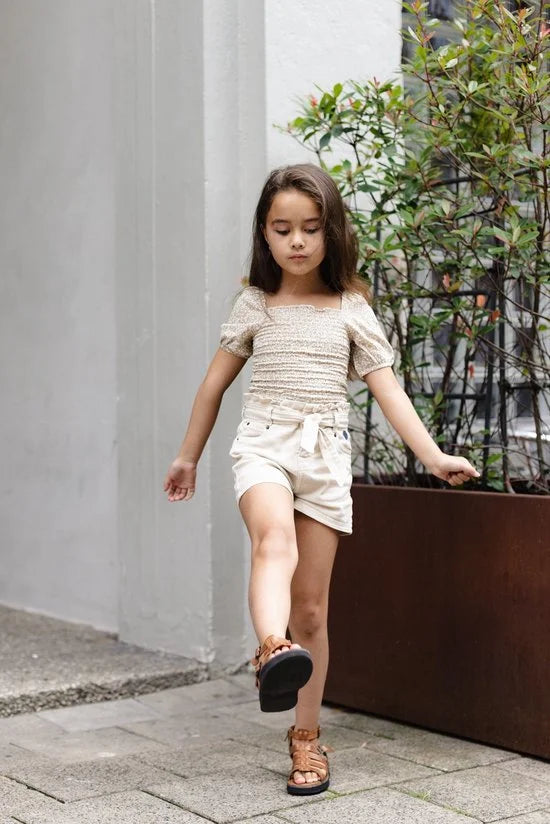 Meisjes t-shirt - Dess - AOP Creme bloemen