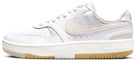 Nike Sneakers Vrouwen - Maat 38.5