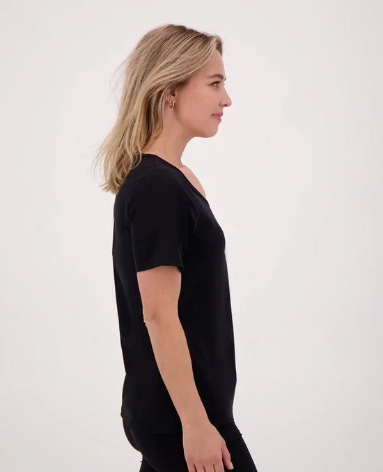 T-shirt Zwart van Je m'appelle - Dames Travelstof- Maat XXL