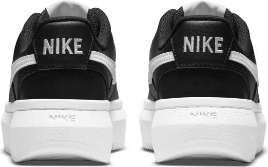 Nike Sneakers Vrouwen - Maat 36.5