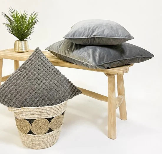 Dutch Decor FINN - Kussenhoes 60x60 cm - velvet - effen kleur - taupe - met rits - zonder binnenkussen