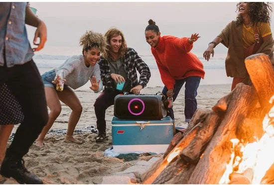 JBL PartyBox On The Go 2 – Draagbare Bluetooth Speaker - Met Draadloze Microfoon - Handige Schouderriem - LED verlichting - Spatwaterdicht - Zwart